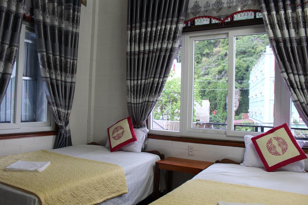 Linh'S Homestay Фонг Нха Екстериор снимка